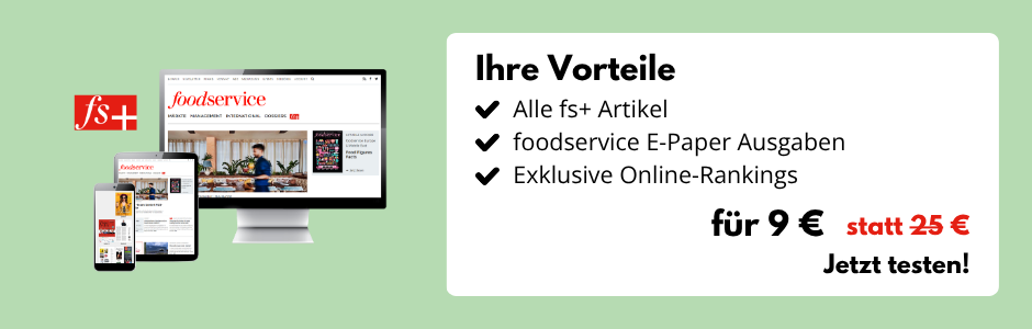 Grüner Hintergrund, Desktop-Bildschirm, Tablet und Smartphone mit der Website food-service.de, daneben eine Infobox: Ihre Vorteile: Alle fs+ Artikel, foodservice E-Paper-Ausgaben, Exklusive Online-Rankings für 9 € statt 25 € - Jetzt testen!